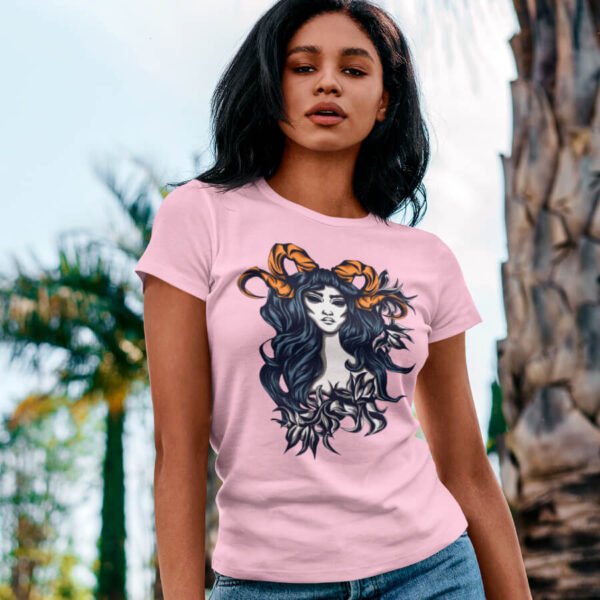 Medusa – Women’s T-Shirts